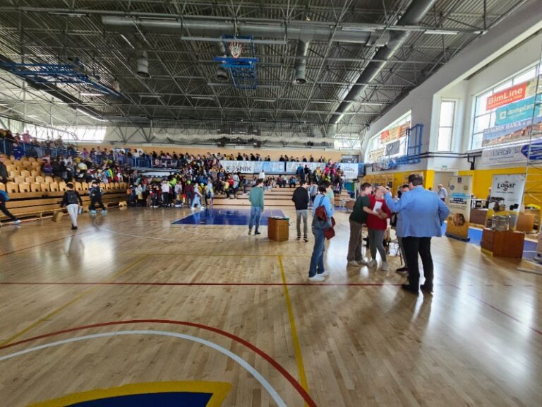 Članek o tekmovanju mladih čebelarjev v občinskem časopisu 20250510 150612 1