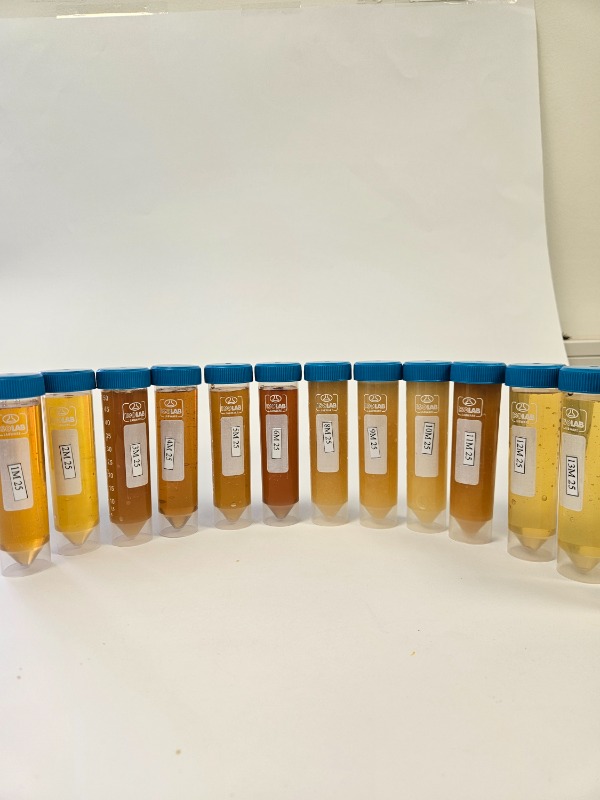 Mesta za vosek so zasedena. Vabimo pa k oddaji še cvetnega praha ali propolisa 20250610 121400 resized