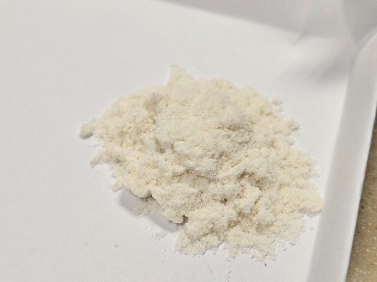 Karakterizacija slovenskega čebeljega strupa 20250702 131524