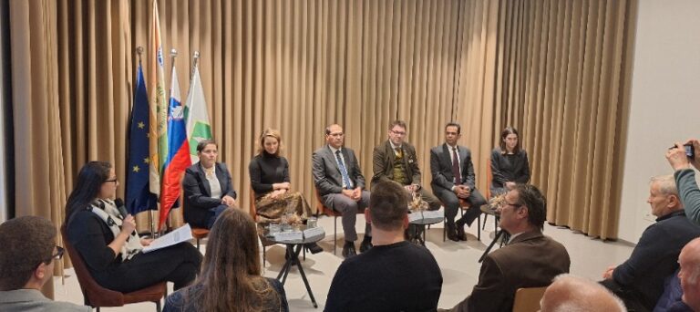 Strokovni posvet Od panja do turistične zgodbe – moč znanja v čebelarstvu 20251218 160623 4