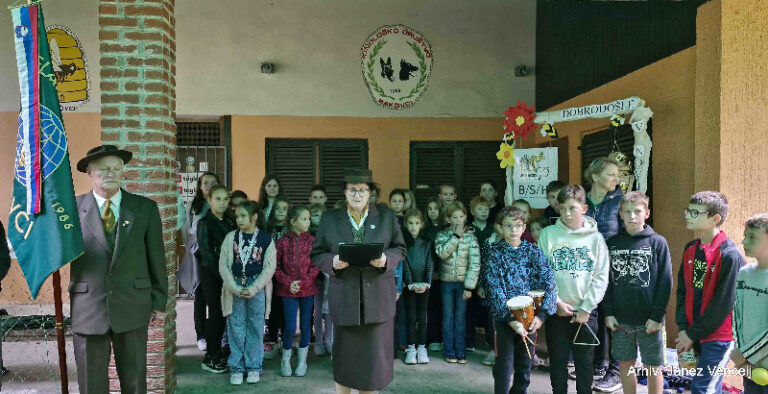 OTVORITEV UČNEGA ČEBELNJAKA NA OŠ BAKOVCI 40 20250924 1005299