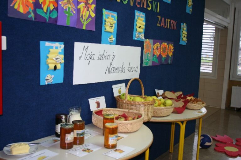 Teden slovenske hrane in Tradicionalni slovenski zajtrk 2025 Foto OS Kosana TSZ 2025 1