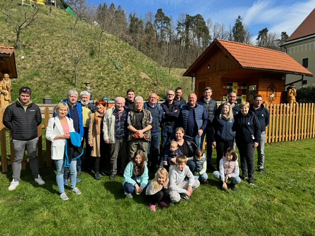 Uspeh sajenja medovitih rastlin s strani Zveze Rotary klubov Slovenije in Avto Krke Slovenj Gradec 1