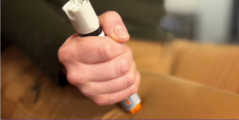 Preventiva anafilaksije pri čebelarjih – le še nekaj prostih mest epipen