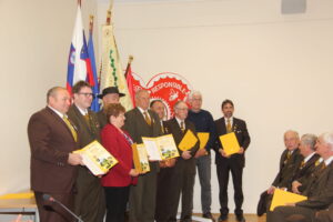 75. občni zbor Čebelarske zveze Slovenije Prejemniki predsednikovih priznanj