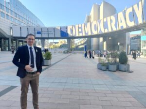 EBa na konferenci Evropskega parlamenta opozarja na “sistemski neuspeh” pri integriteti trga z medom fotka 2