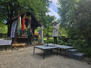 Otvoritve učnih čebelnjakov v okviru projekta PRVA čebela Ucni cebelnjak Celje 2025 5 foto Lidija Senic
