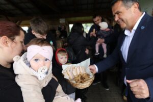 Sajenje medovitih dreves za novorojenčke 678535593 970197782183691 4671594244421063 n