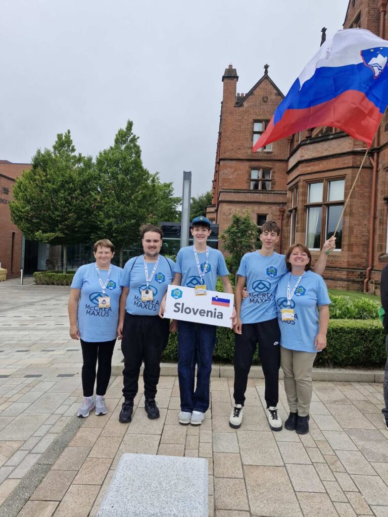Slovenski mladi čebelarji blesteli na IMYB 2026 v Belfastu IMG 20260706 WA0079 1