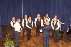 Deseti jubilejni festival slovenskih čebelarskih pesmi – večer petja, tradicije in prijateljstva IMG 5011