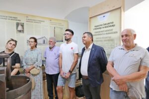 Trajnostno čebelarstvo v Prekmurju in Medžimurju – čebelarsko znanje in dediščina v novi publikaciji Slika3